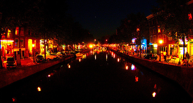 red light district romantic amsterdam