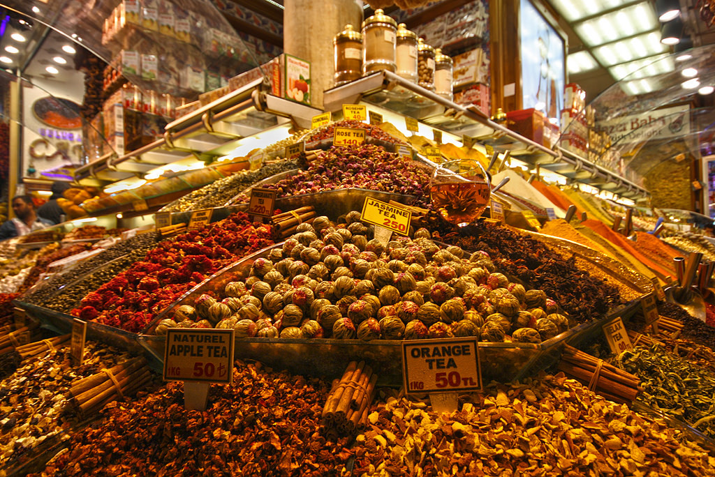 Istanbul Spice Market Photo Courtesy of  Miguel Virkkunen Carvalho - Flickr
